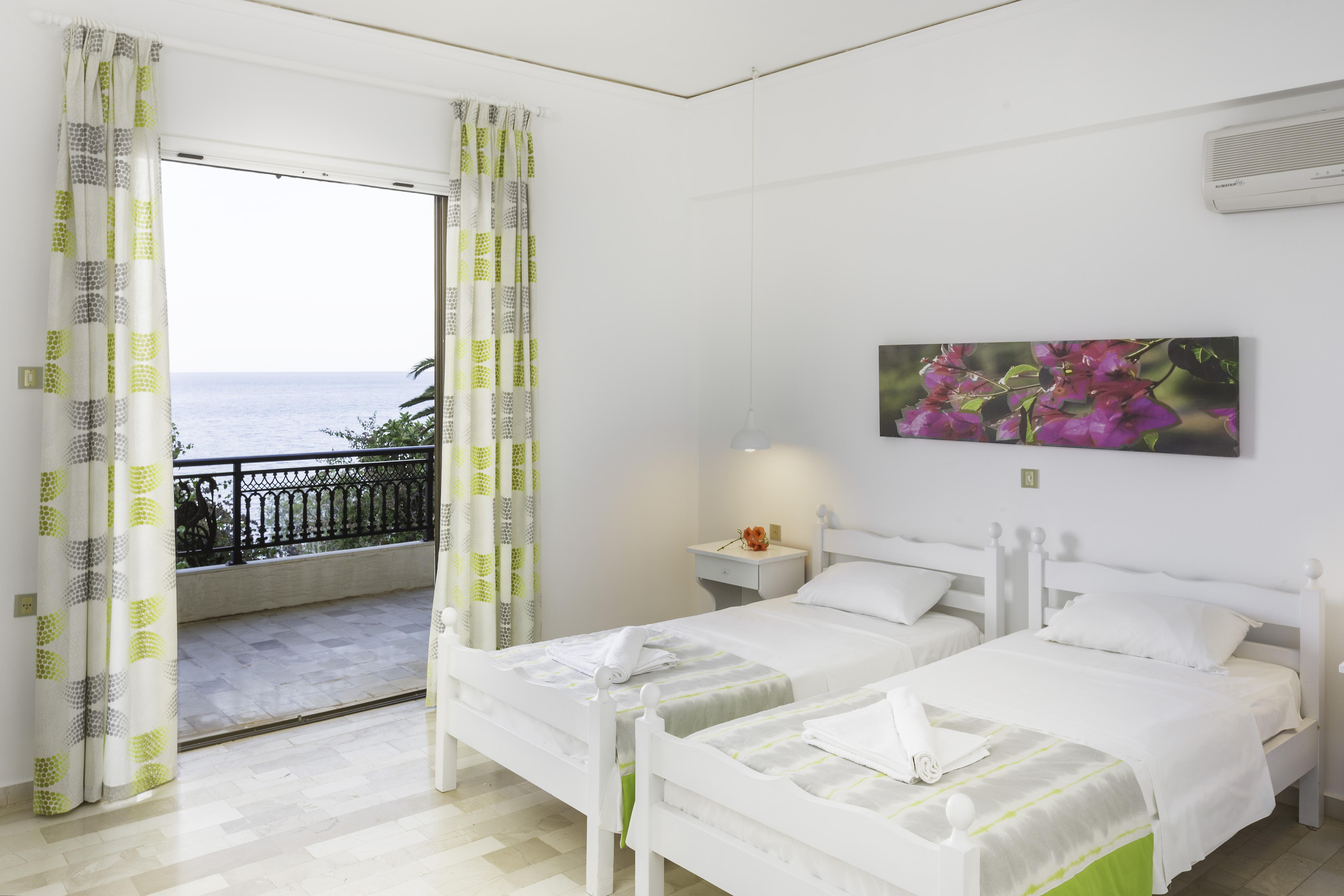 Appartamento Douka Sea Front Residencies Monemvasía Esterno foto